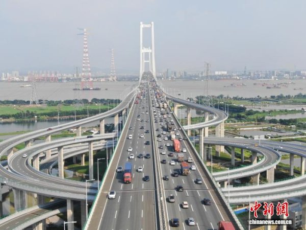 牛牛策略 广东高速公路车流量再创新高 粤港澳大湾区内地城市占逾七成五